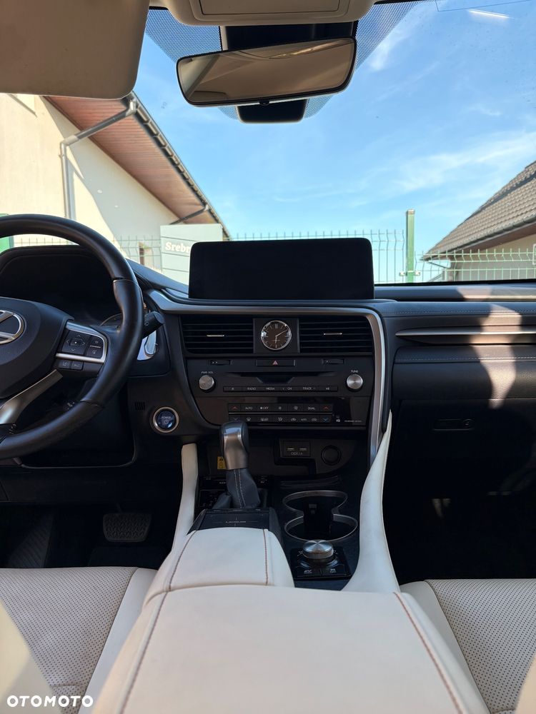 Lexus RX - 18