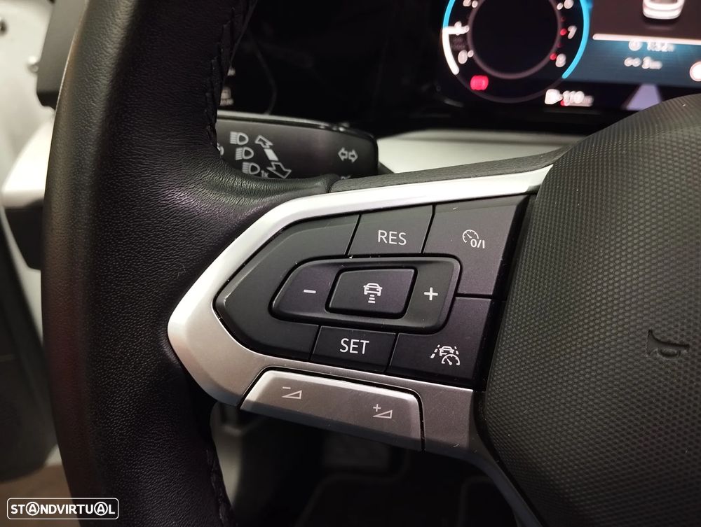 VW Golf 1.0 TSI Sportline - 19