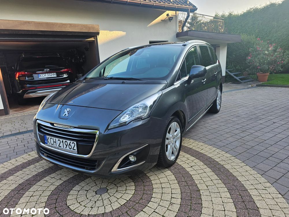 Peugeot 5008 - 11