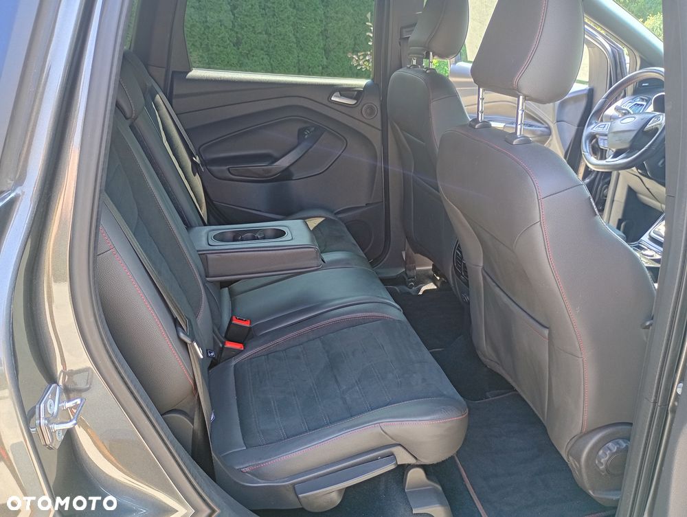 Ford Kuga 1.5 EcoBoost FWD ST-Line - 9