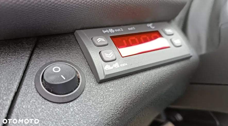 Iveco 35S18V Chłodnia Izoterma Maxi Nowy - 8