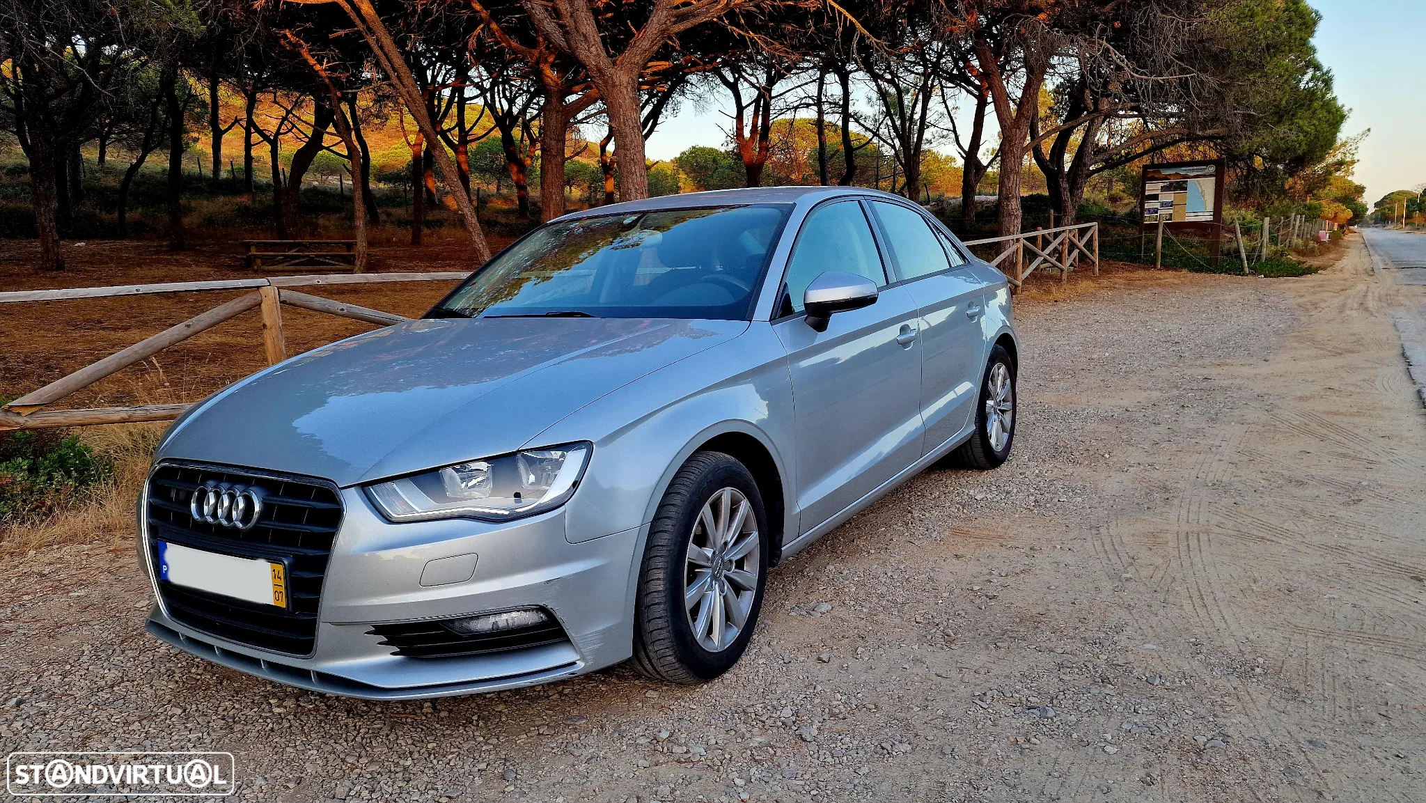Audi A3 Limousine 1.6 TDI Attraction S tronic - 20