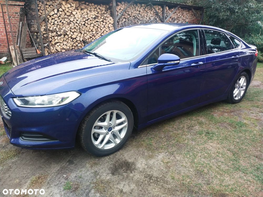 Ford Fusion - 2