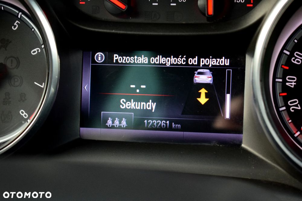 Opel Astra 1.4 T Dynamic - 22