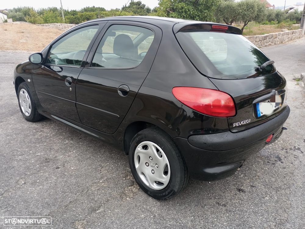Peugeot 206 1.1 Color Line - 4
