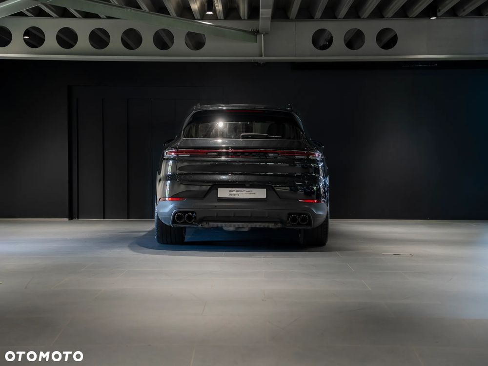 Porsche Cayenne Standard - 4