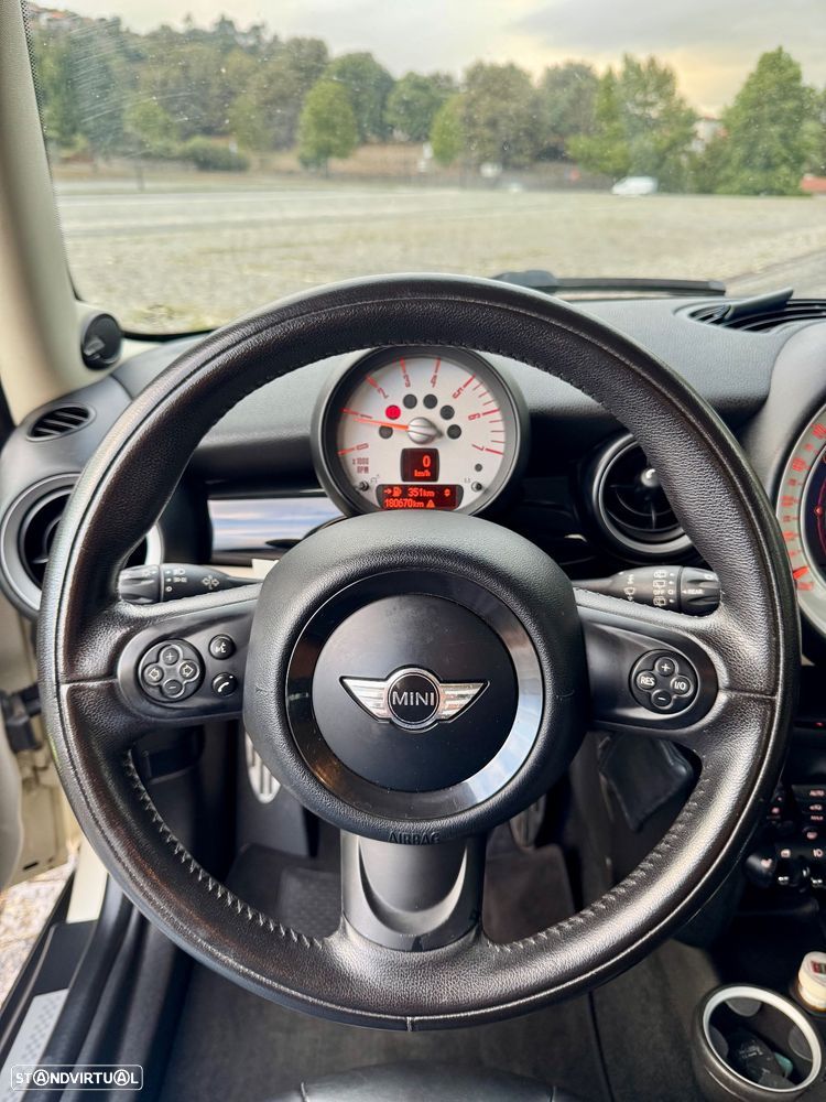MINI 3 Portas Cooper SD - 18