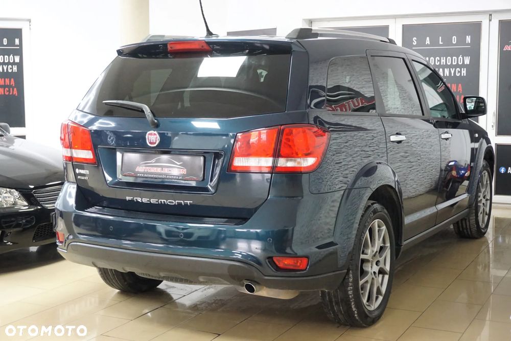 Fiat Freemont 2.0 Multijet Lounge AWD - 4