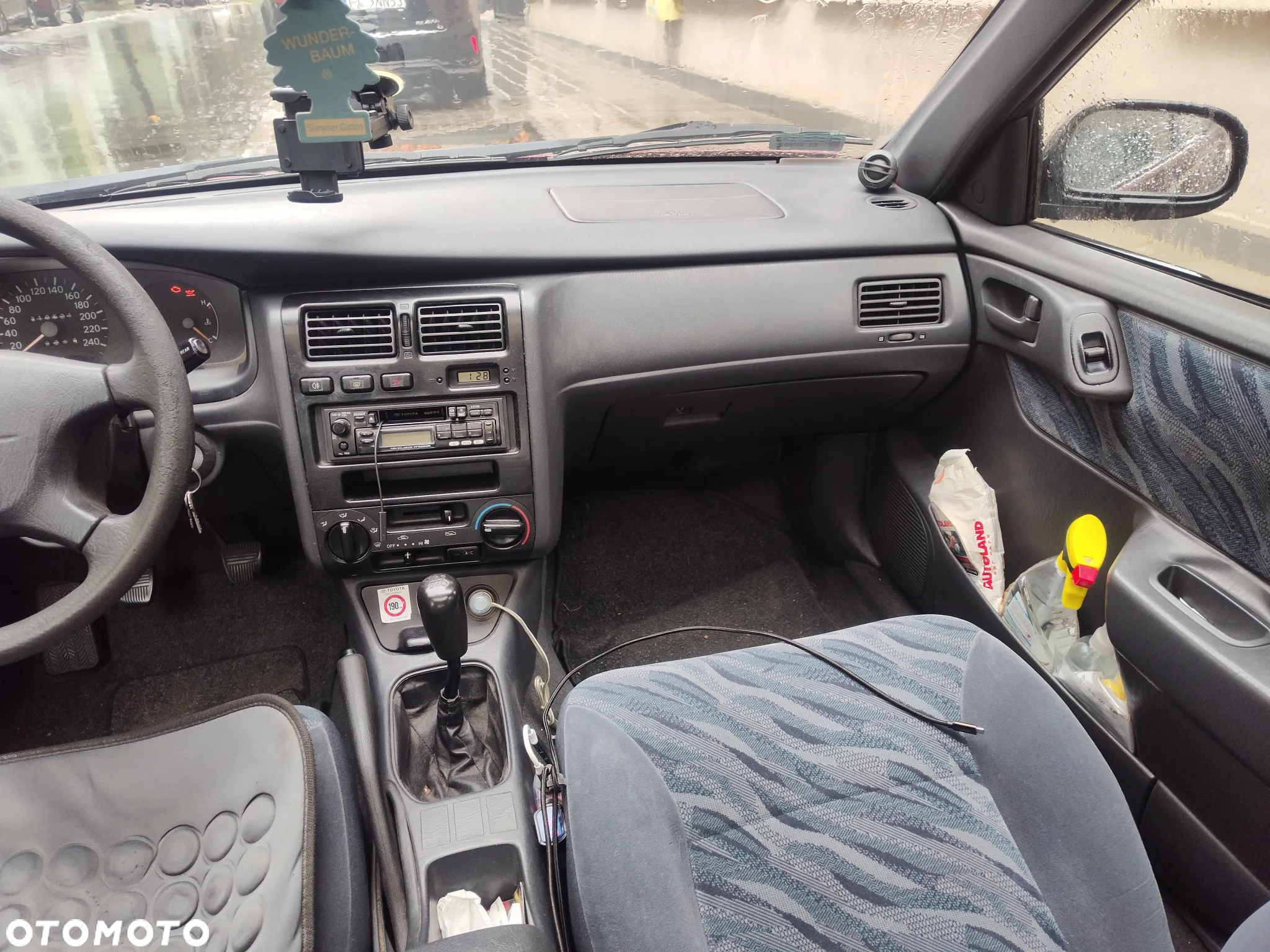 Toyota Carina E 2.0 GLi - 15