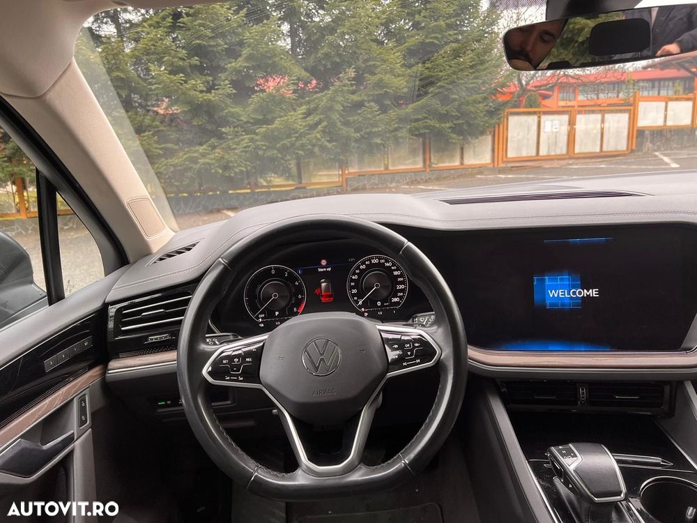 Volkswagen Touareg 3.0 V6 e-Hybrid 4Motion Aut. Atmosphere - 13