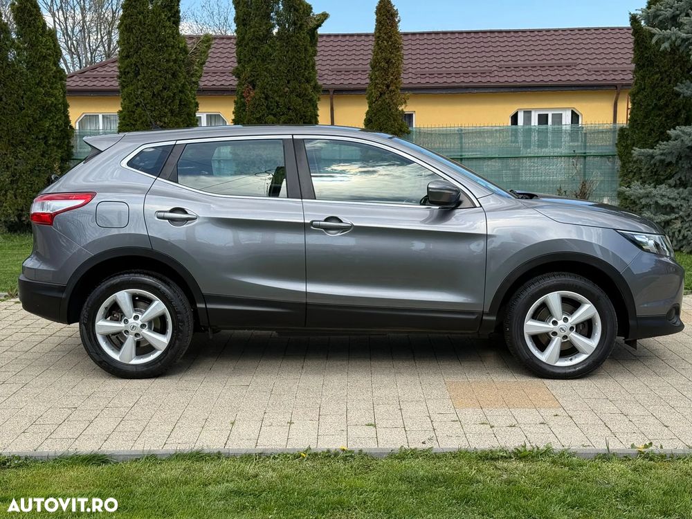Nissan Qashqai 1.5 DCI N-Connecta - 16