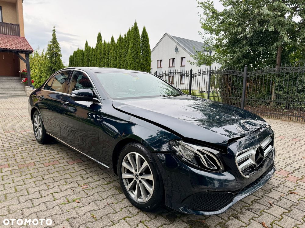Mercedes-Benz Klasa E 200 d 9G-TRONIC Exclusive - 9