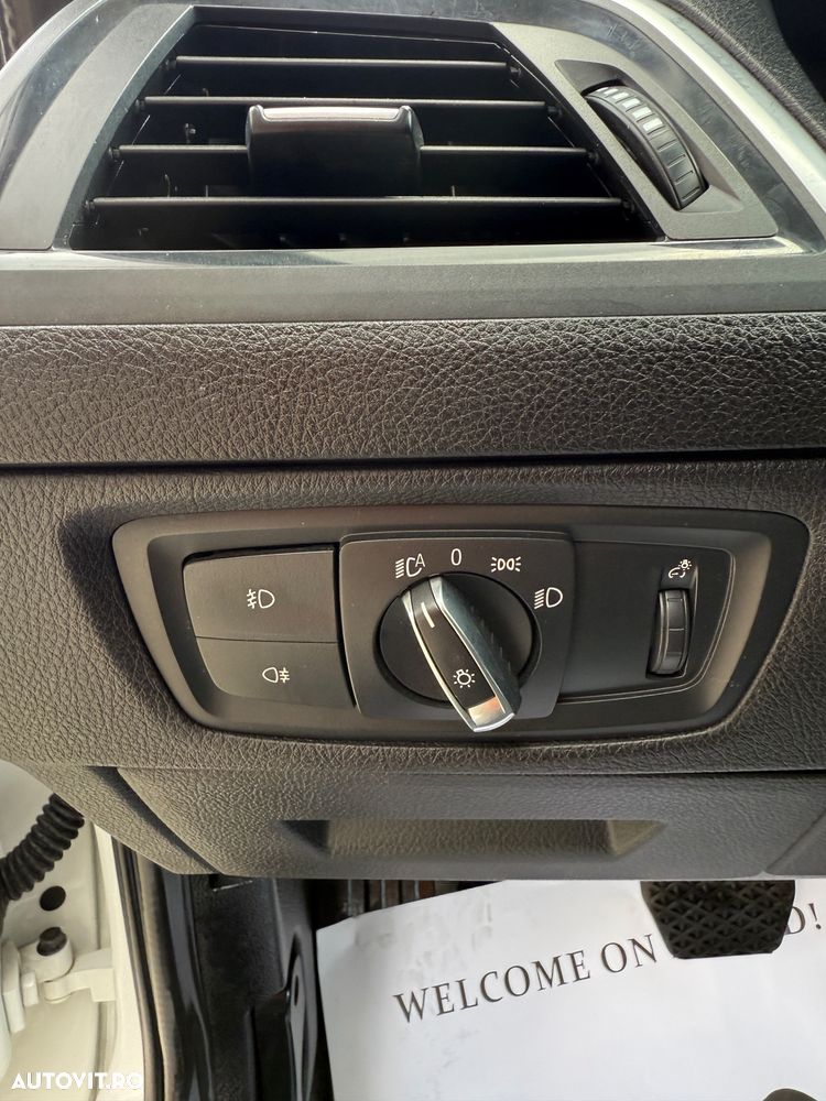 BMW Seria 1 118d Aut. Sport Line - 17