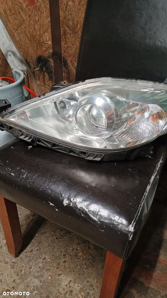 Mazda 5 CR 2008/2010r Lift xenon ksenon lampa przód Lewa lub prawa Reflektor przedni Europa stan b.ladny , spryskiwacze halogeny kratka zderzaka , nadkole Chlapacz ślizg zderzaka lampy grill belka zderzak maska itp - 4