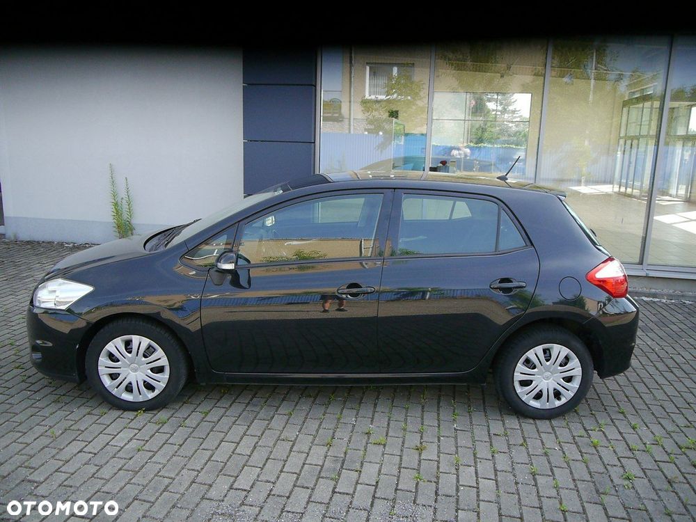 Toyota Auris 1.33 VVT-i Terra - 8