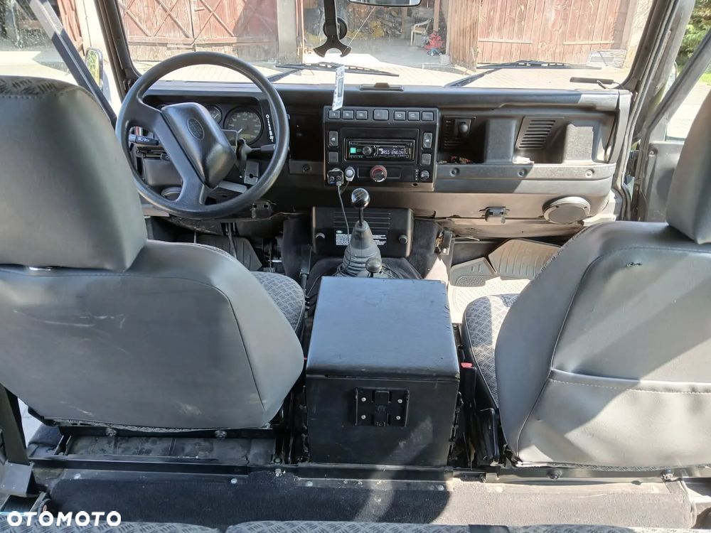 Land Rover Defender 110 2.5 TDI - 4