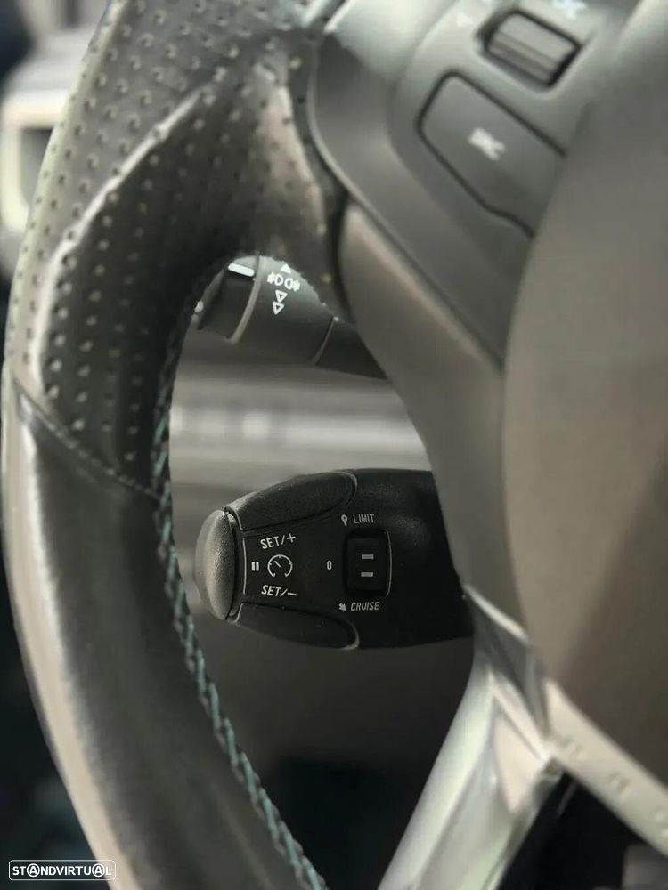 Peugeot 2008 1.2 PureTech Crossway - 21