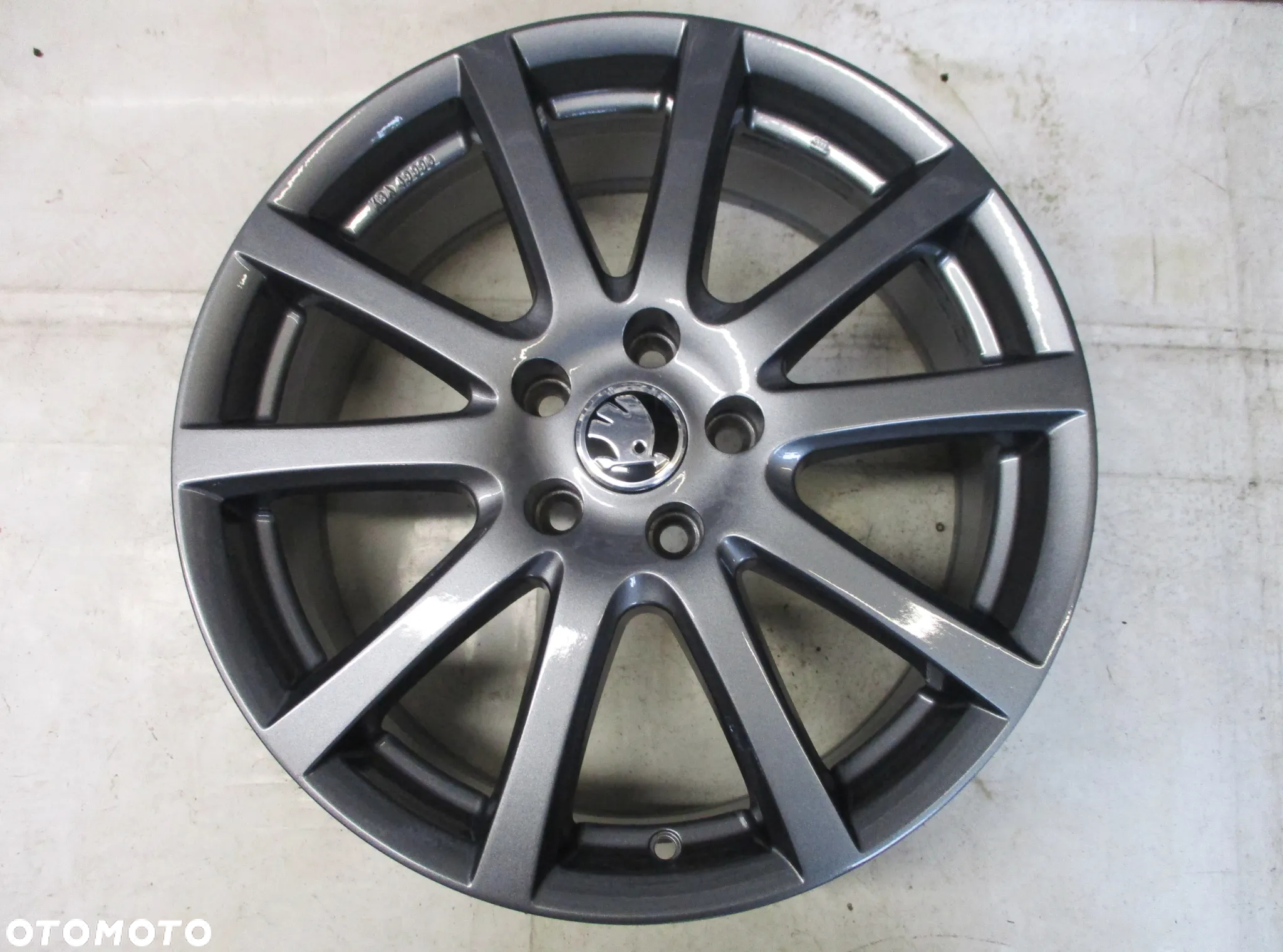 FELGI ALUMINIOWE 18 VW GOLF V VI VII VIII JETTA PASSAT BEETLE II EOS ET42 - 14