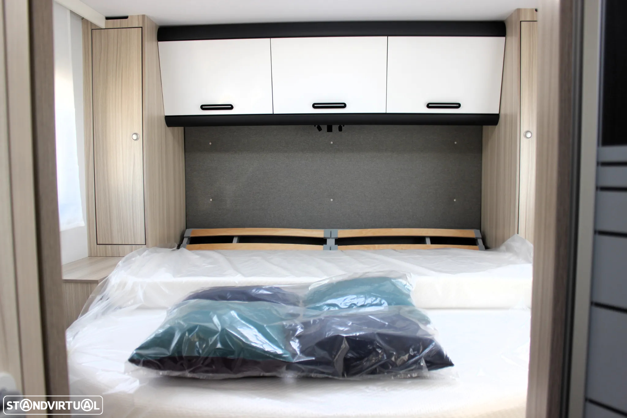 Sun Living S75SC - 18