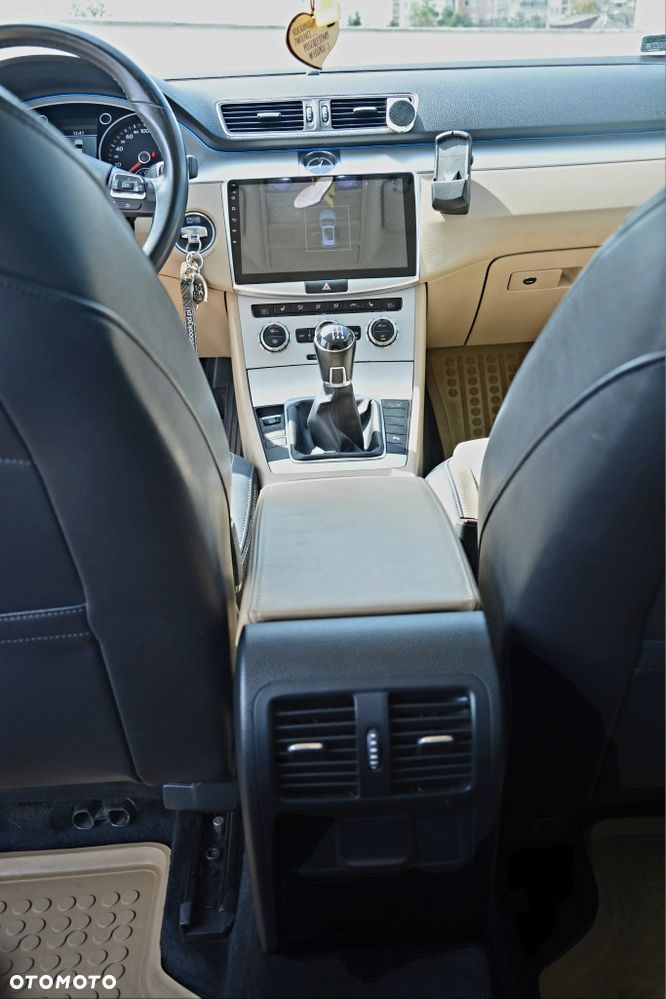 Volkswagen CC - 7