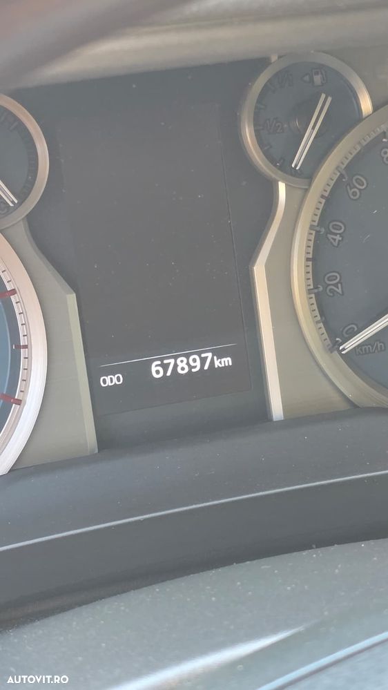 Toyota Land Cruiser 2.8l Turbo D-4D A/T Luxury - 15