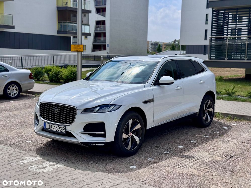 Jaguar F-Pace - 8