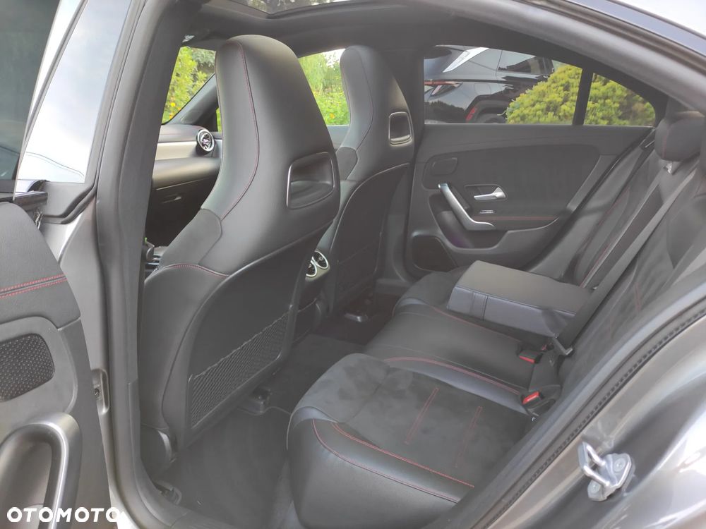 Mercedes-Benz CLA 200 d 8G-DCT AMG Line - 21