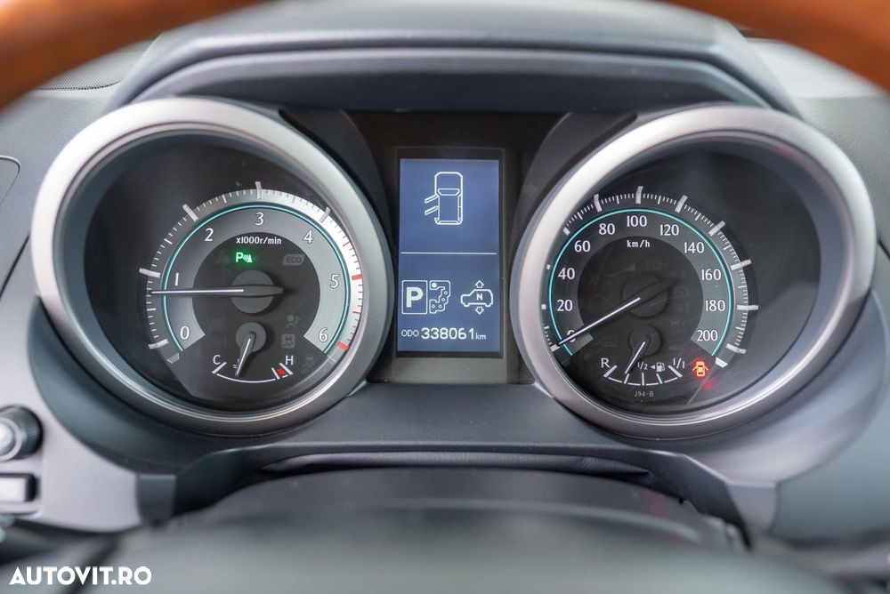 Toyota Land Cruiser 3.0 D-4D Automatik - 17