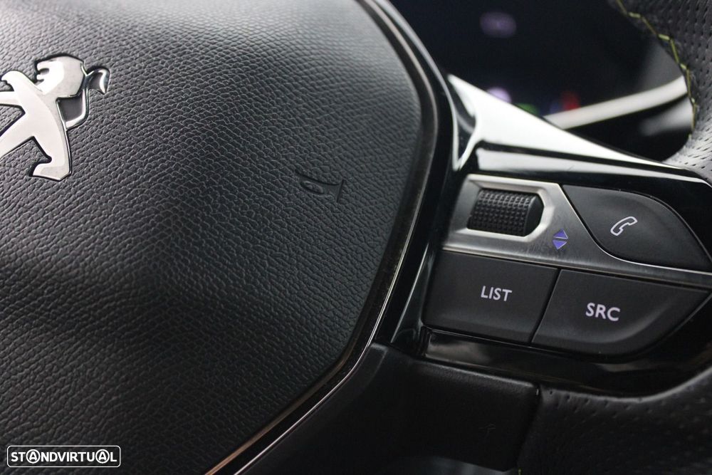 Peugeot e-2008 50 kWh GT - 12