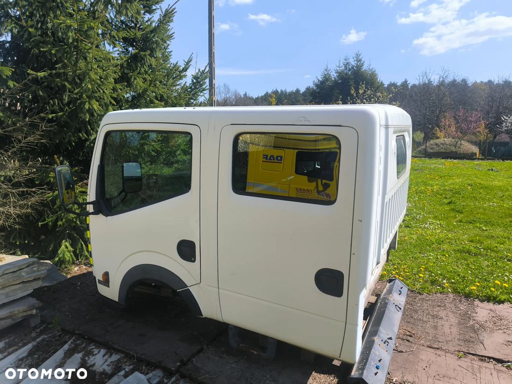 Kabina Nissan DOKA - 2