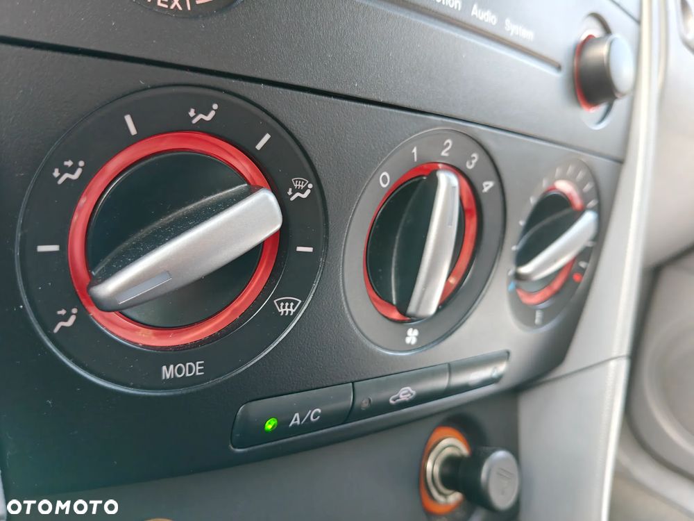 Mazda 3 1.6 MZ-CD DPF Exclusive-Line - 29