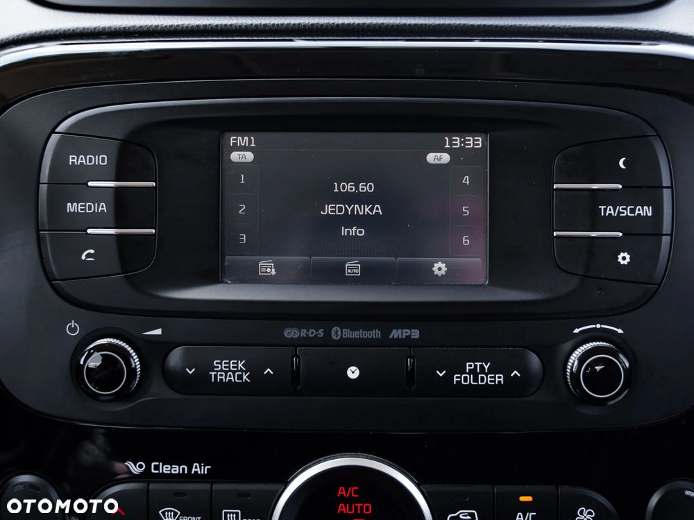 Kia Soul 1.6 CRDI Dream Team Edition - 27