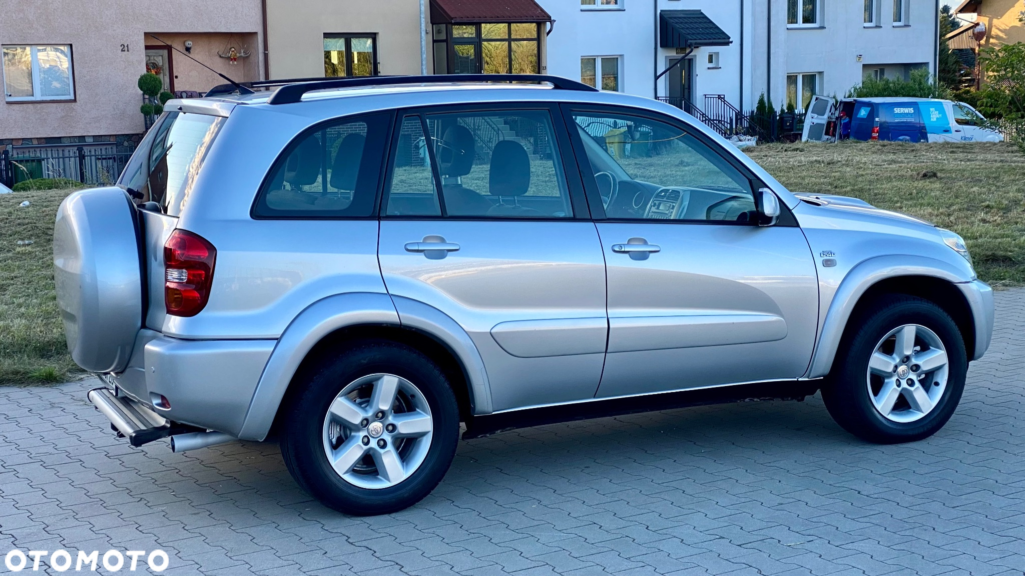 Toyota RAV4 - 6