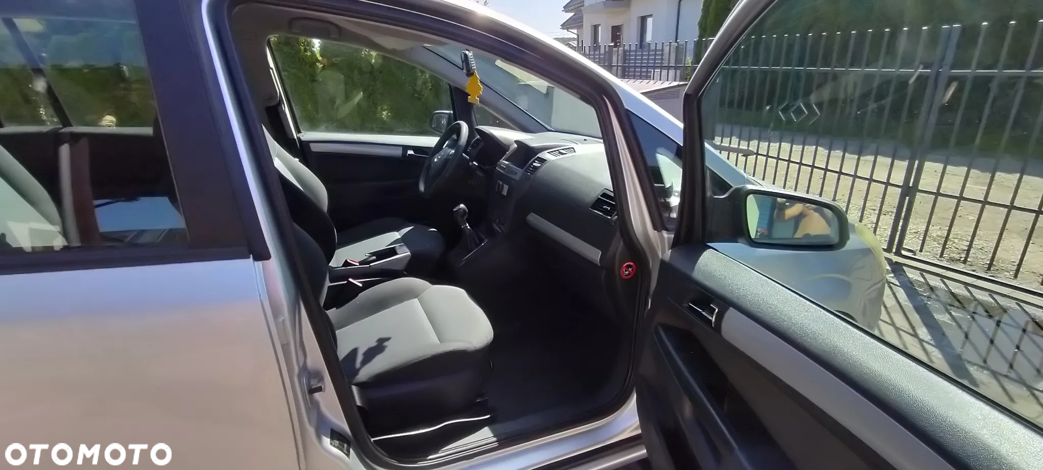Opel Zafira - 19