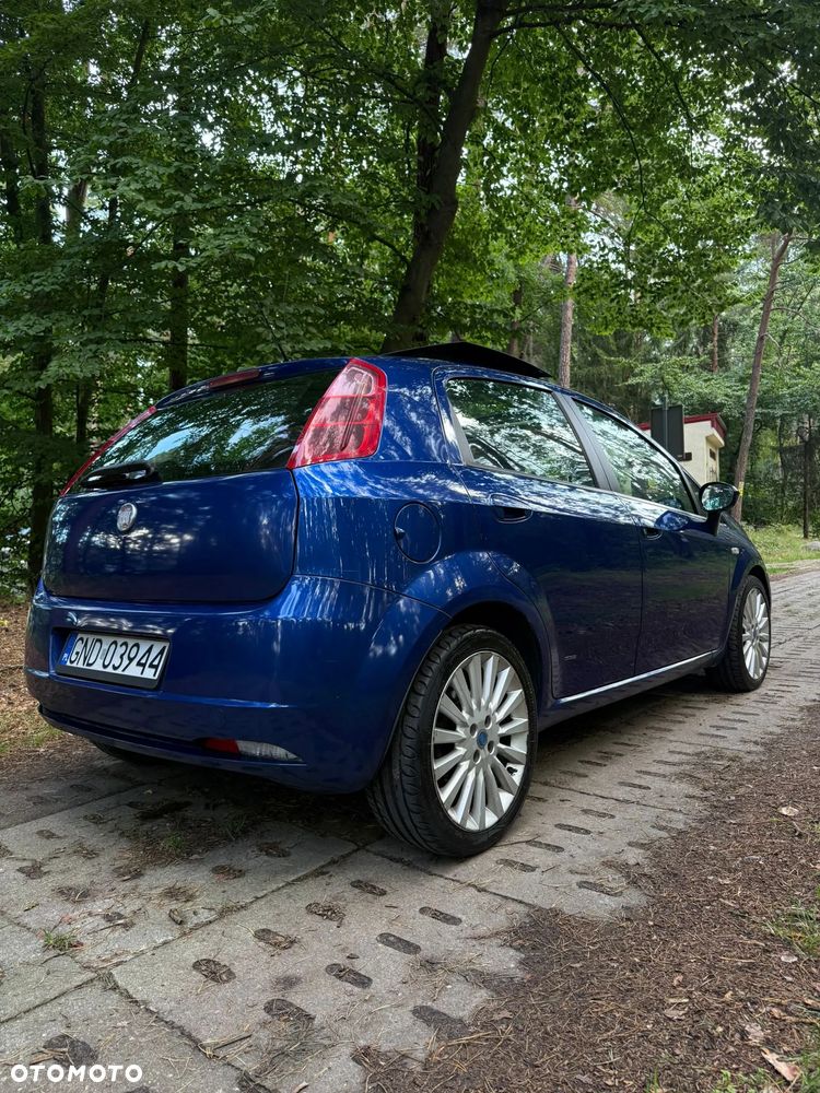 Fiat Grande Punto 1.9 Multijet 8V Emotion - 3