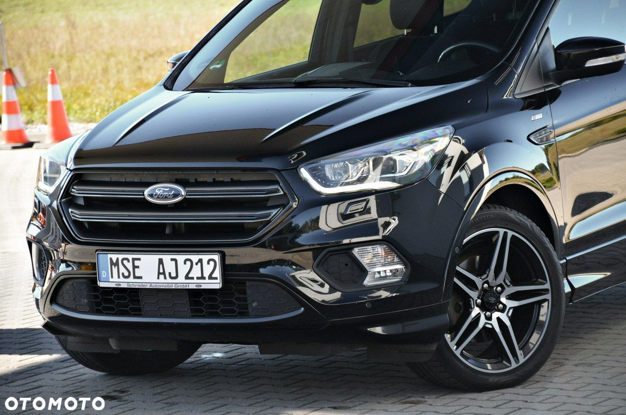 Ford Kuga - 9
