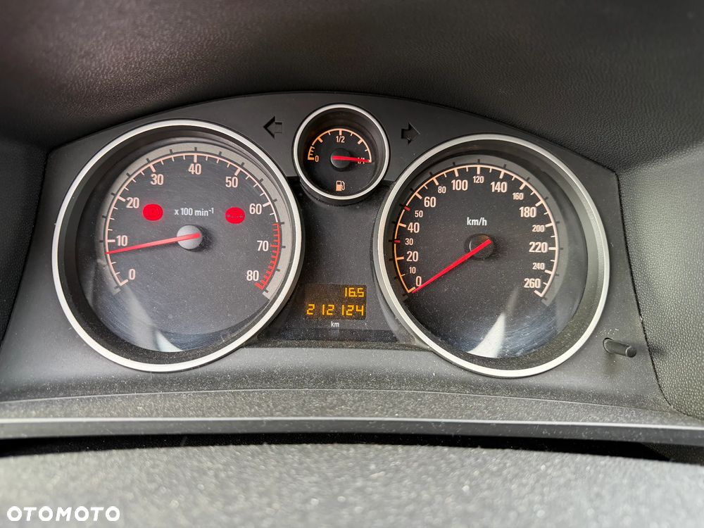 Opel Zafira 1.8 - 12