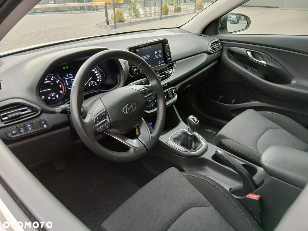 Hyundai i30 1.0 T-GDI Smart - 9