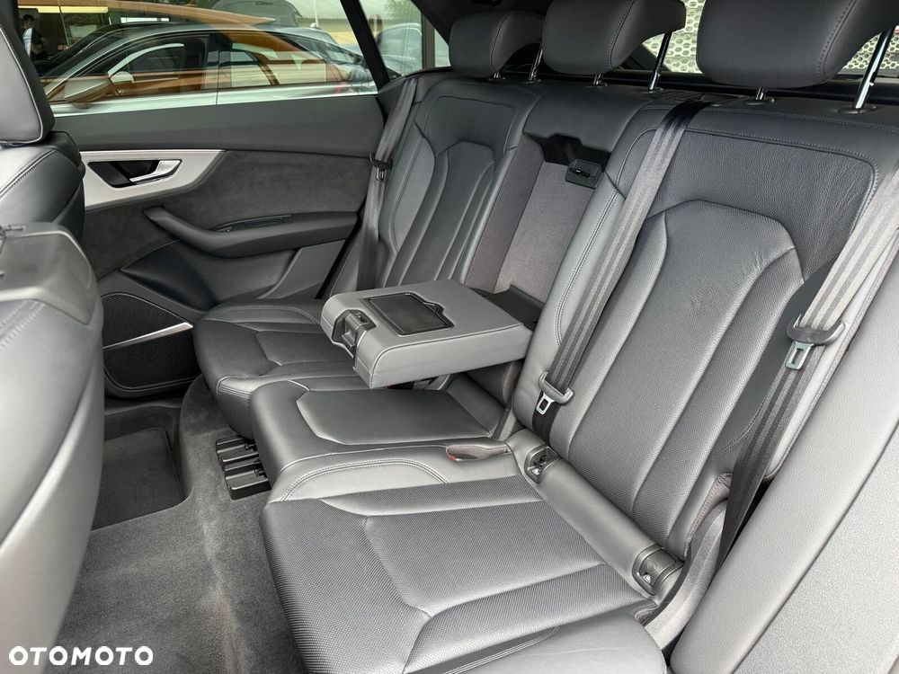 Audi Q8 50 TDI mHEV Quattro Tiptronic - 22
