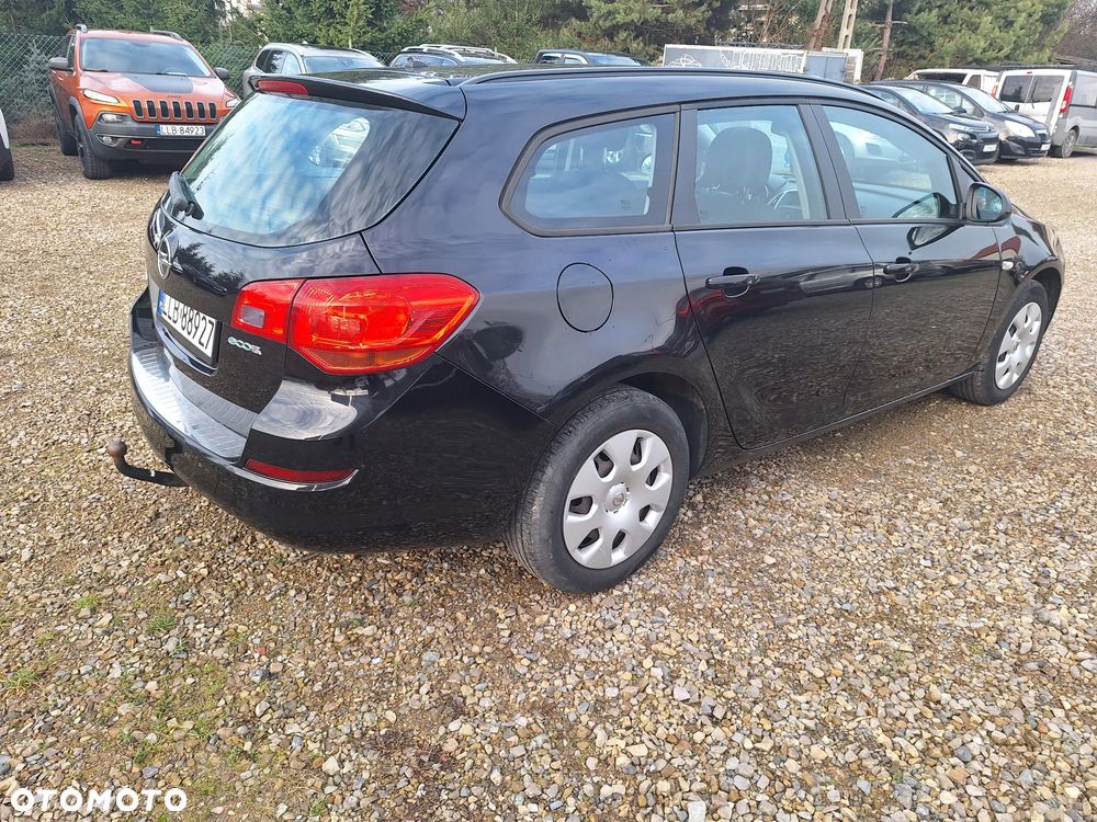 Opel Astra 1.4 ecoFLEX - 9