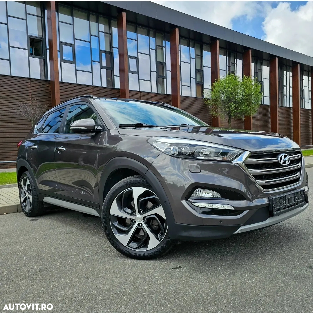 Hyundai Tucson 2.0 CRDI 4WD Automatik Premium - 28
