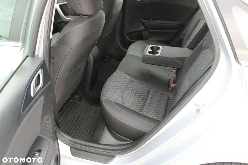 Kia Ceed 1.4 T-GDI M DCT - 31