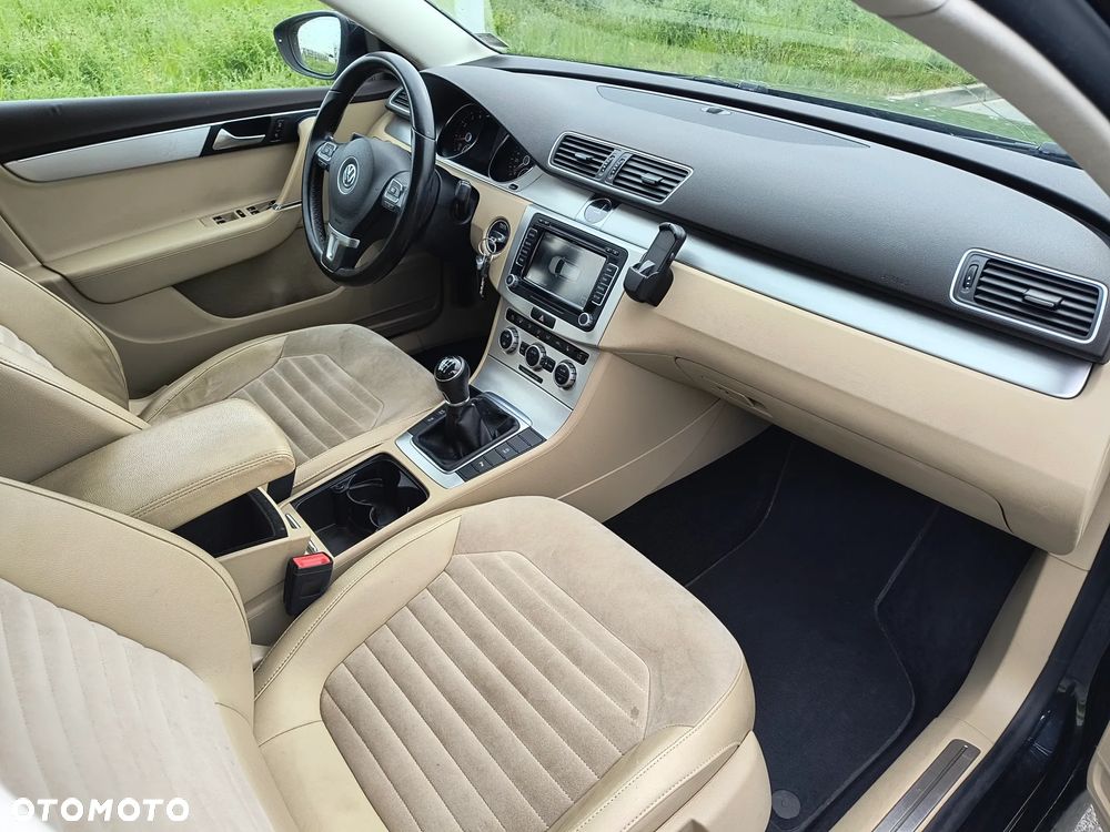 Volkswagen Passat 1.4 TSI Highline - 16