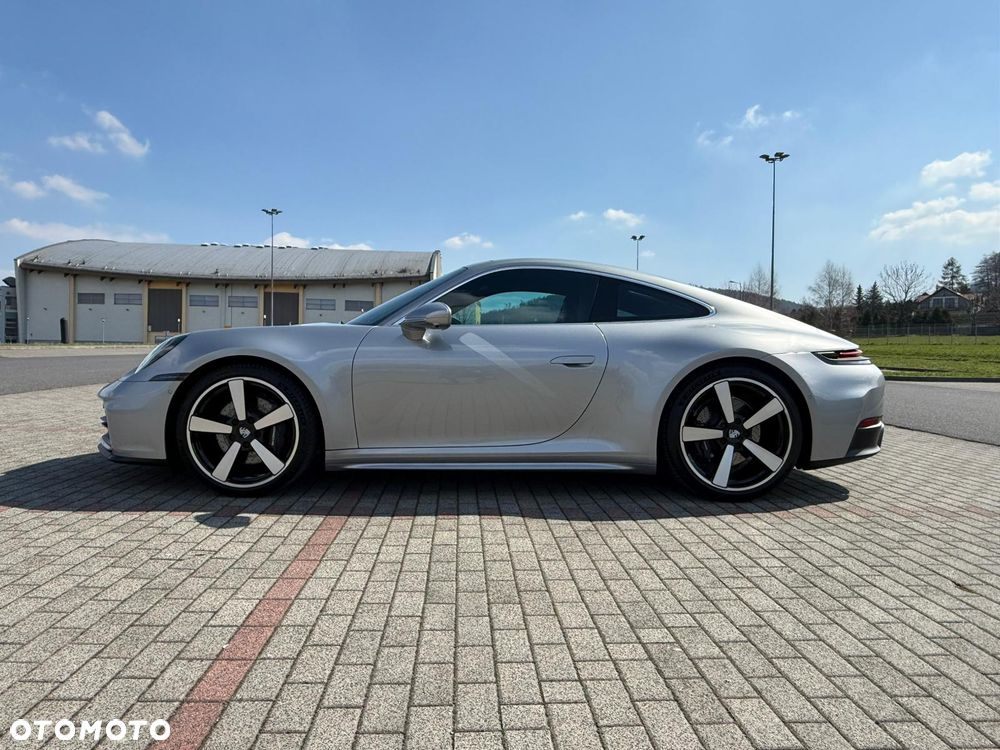 Porsche 911 Carrera PDK - 3