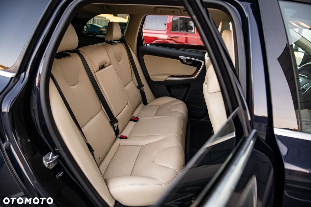 Volvo XC 60 T6 AWD Geartronic Linje Inscription - 15