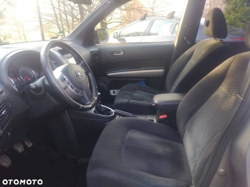 Nissan X-Trail 2.0 dCi XE - 12
