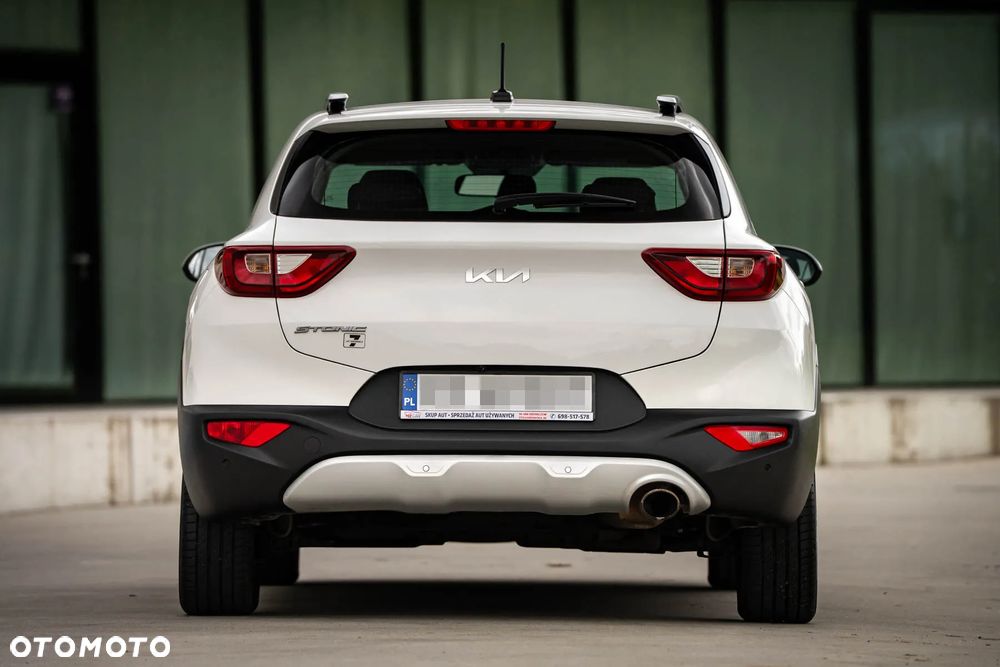 Kia Stonic 1.2 L - 6