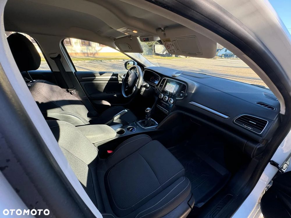 Renault Megane - 8