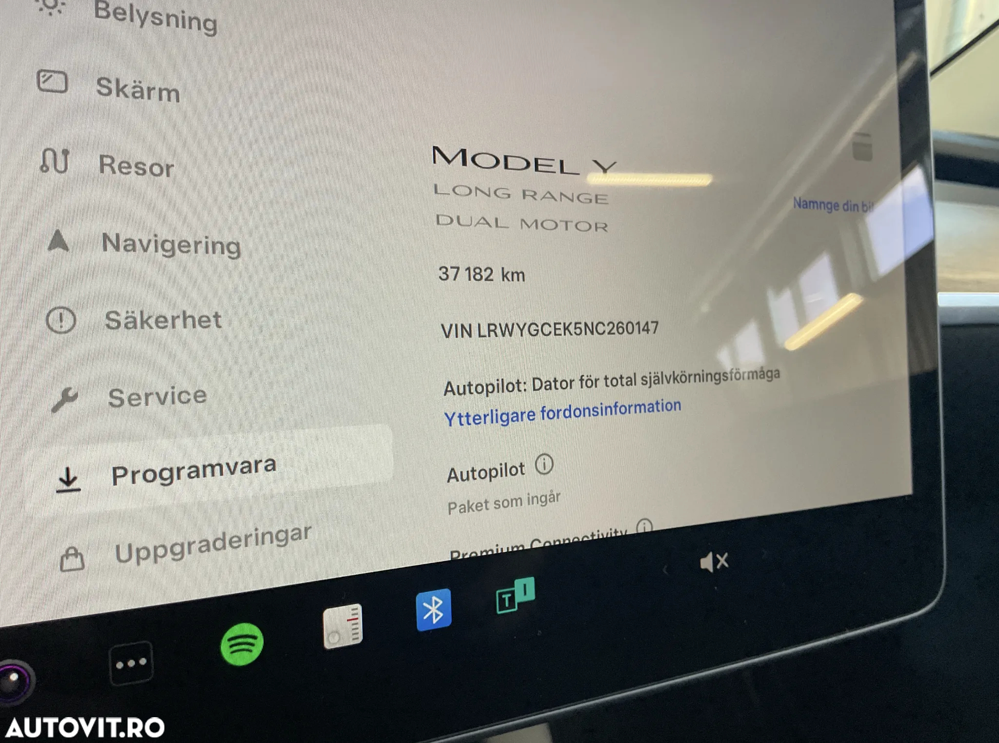 Tesla Model Y Long Range Dual Motor AWD - 8