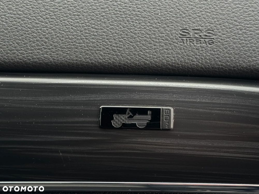 Jeep Grand Cherokee - 15